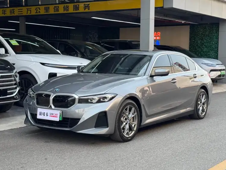 BMW i3 2022 eDrive 35 L