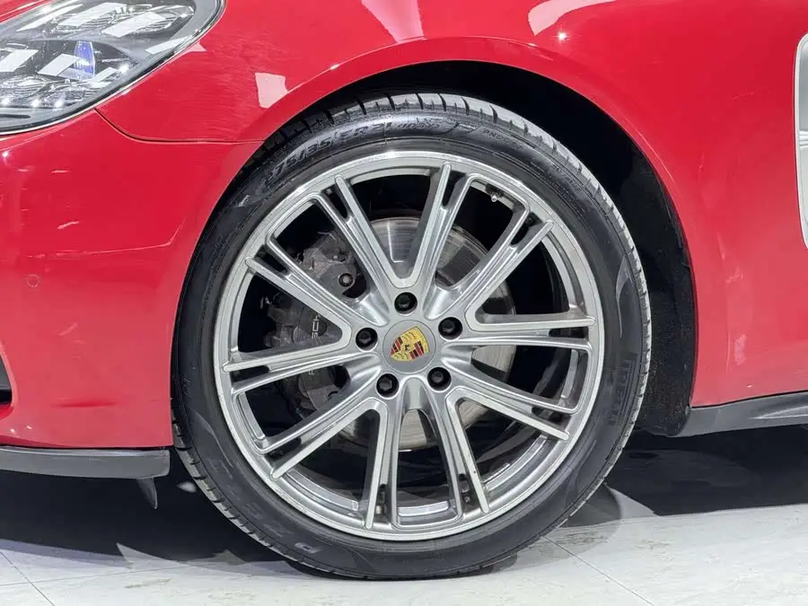 2019 Panamera 4 Executive Long Wheelbase 2.9T