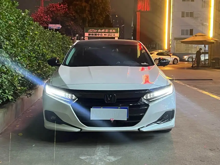 Accord 2022 Hybrid 2.0L Phantom Night Smart Edition