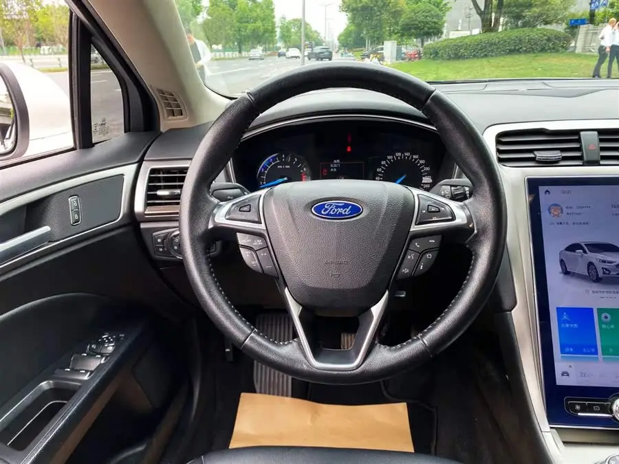 2020 مونديو إيكوبوست 200 إصدار الموضة