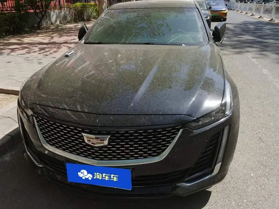 كاديلاك CT5 2021 طراز مُعدل 28T فاخرة