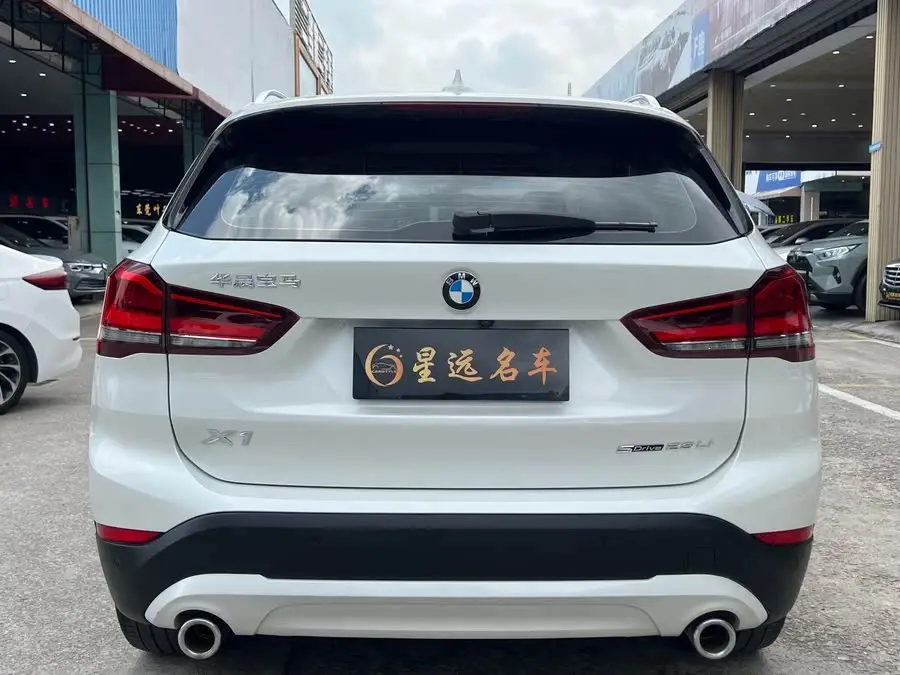 BMW X1 2021 sDrive25Li Leading