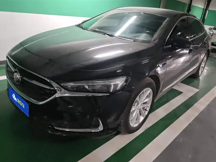 باويك لاكروس 2021 طراز 552T الفاخر