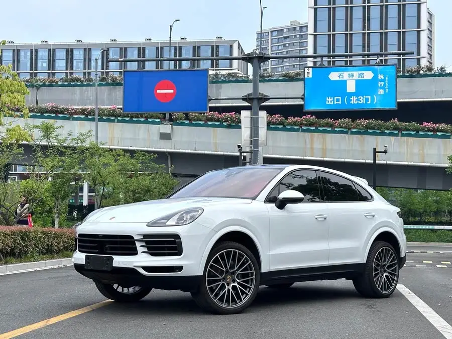 2023 Cayenne Cayenne Coupé 3.0T Platinum Edition