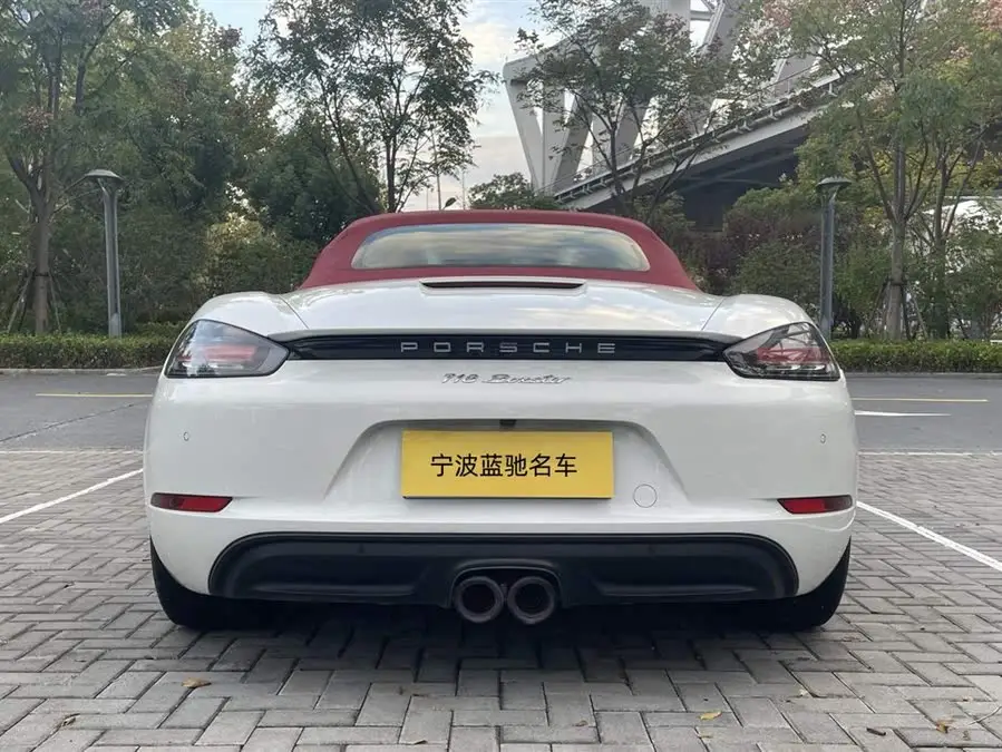 Porsche 718 2020 Model Boxster 2.0T