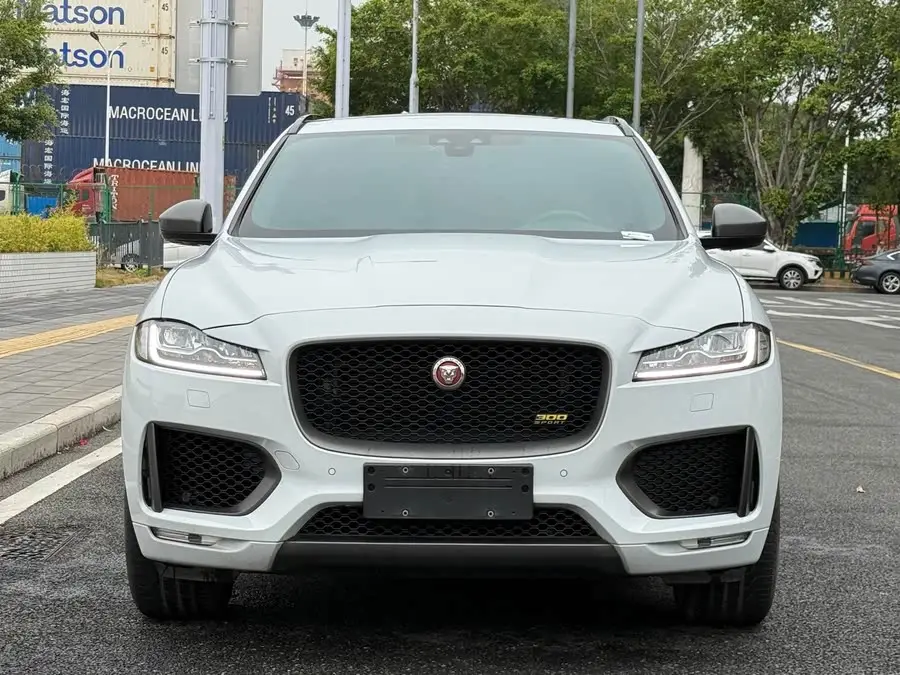جاجوار F-PACE 2020 300-Sport