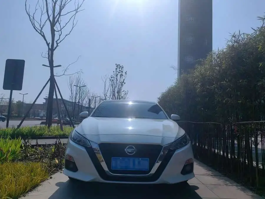 تينَا 2021 2.0L XL إصدار الراحة