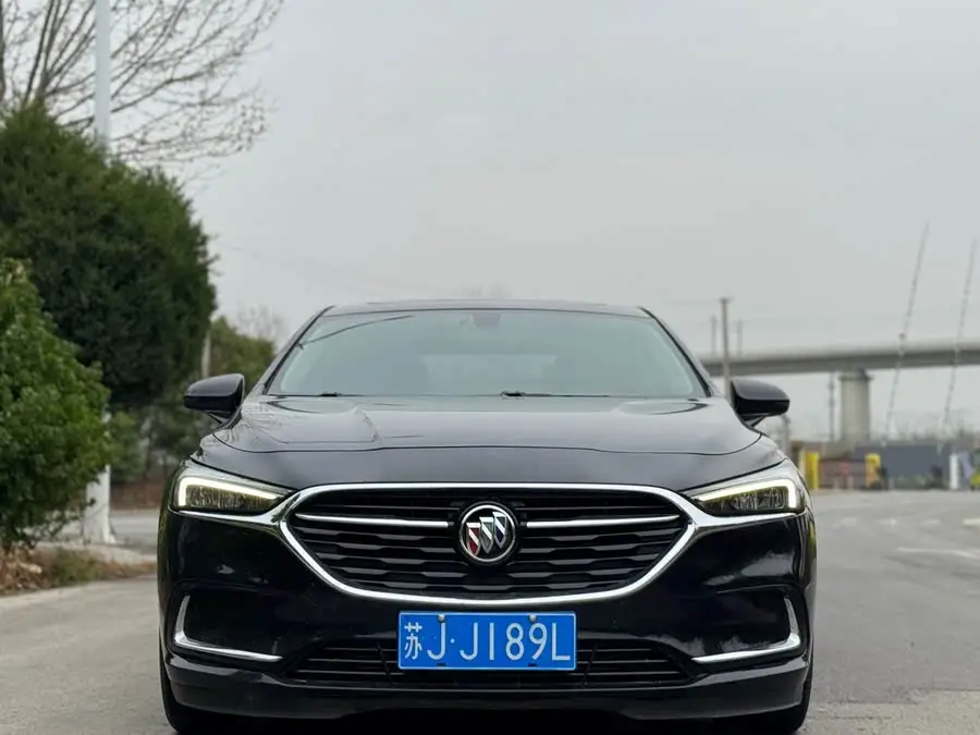 بيك 2021 652T الفاخرة