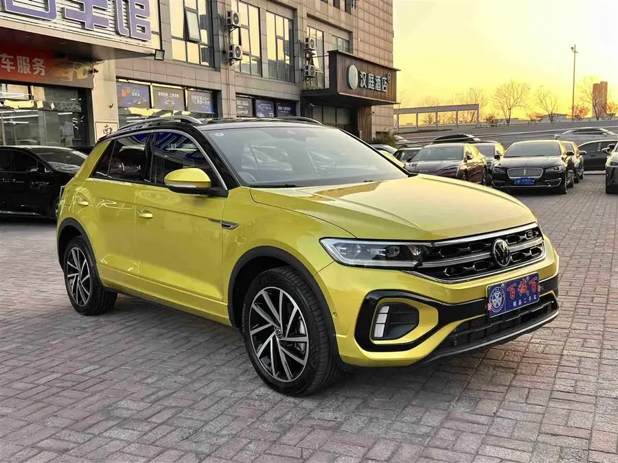 2023 T-ROC 300 TSI DSG Two-Wheel Drive Star Edition