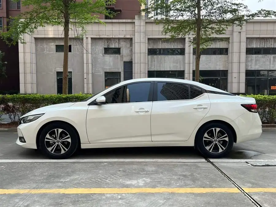 2021 نيسان سيلفي 1.6 لتر XL CVT نسخة الاستمتاع