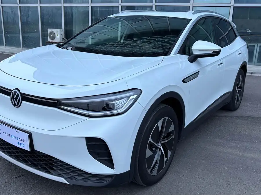 ID.4 CROZZ 2024 PURE+