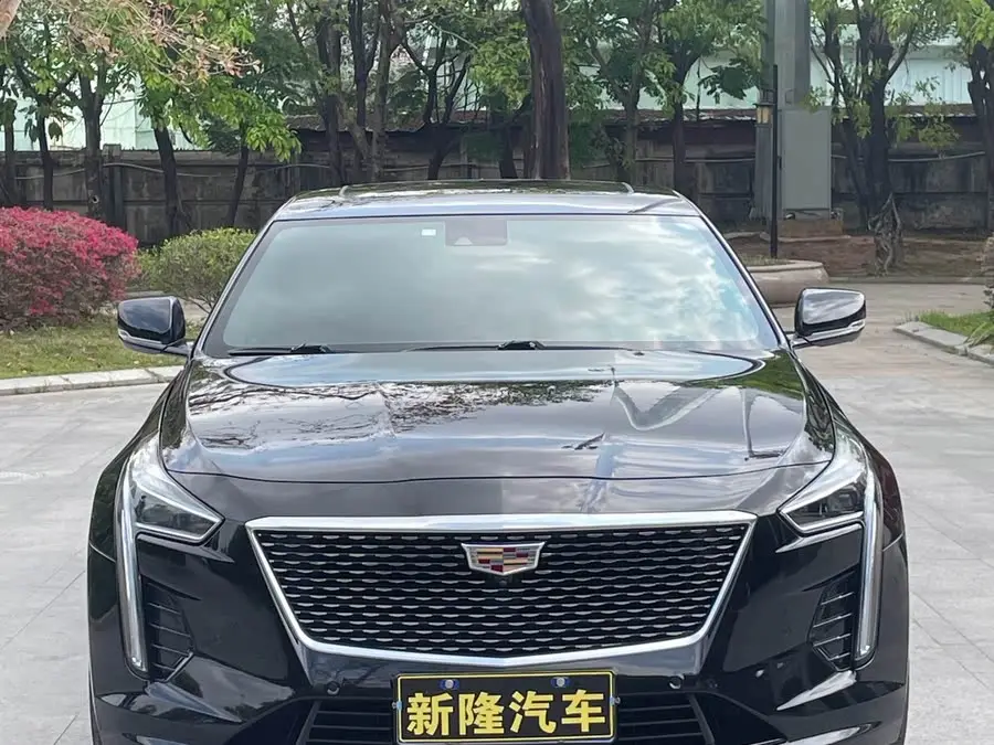 كاديلاك CT6 2021 28T الفاخرة