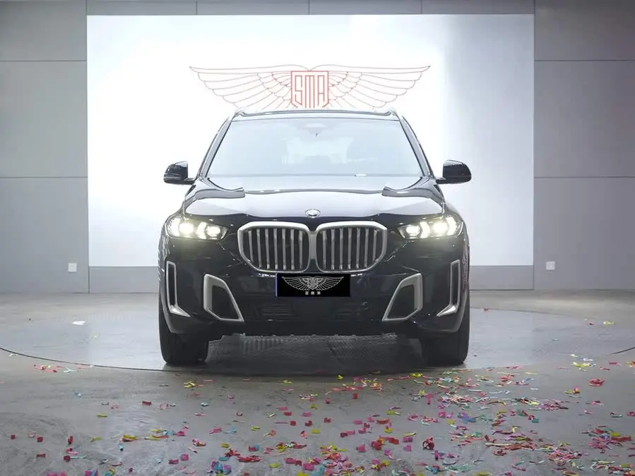 BMW X5 2023 xDrive 30Li M Sport Package