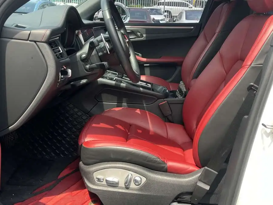 2023 Macan Macan 2.0T