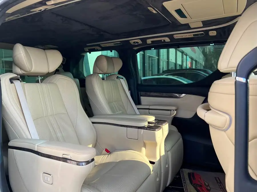 ألڤارد 2021 هايبرد 2.5 لتر بريميوم