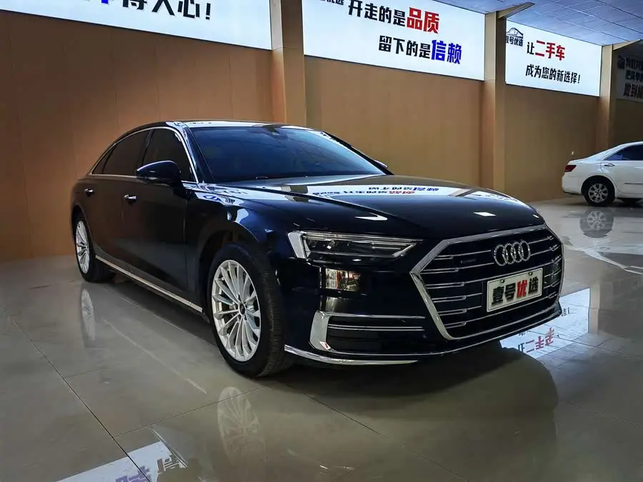 أودي A8 2022 A8L 50 TFSI quattro نسخة الراحة