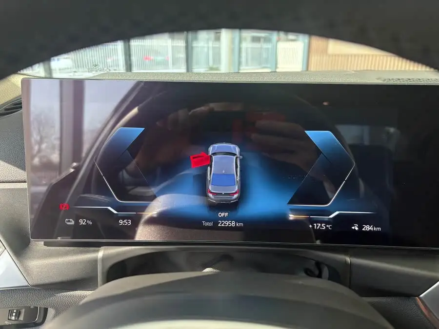 BMW i3 2024 eDrive 35 L