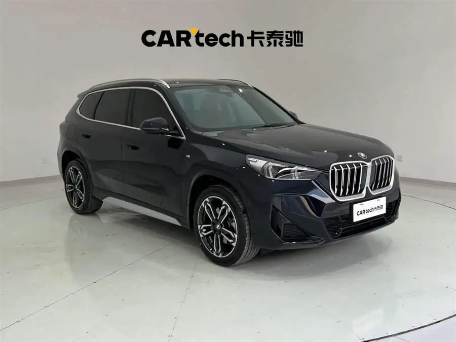 بي إم دبليو X1 2024 sDrive25Li حزمة الرياضة M