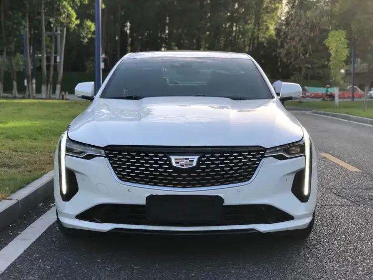 Cadillac CT4 2022 28T Luxury