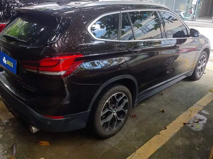 بي إم دبليو X1 2020 sDrive25Li النسخة الرائدة