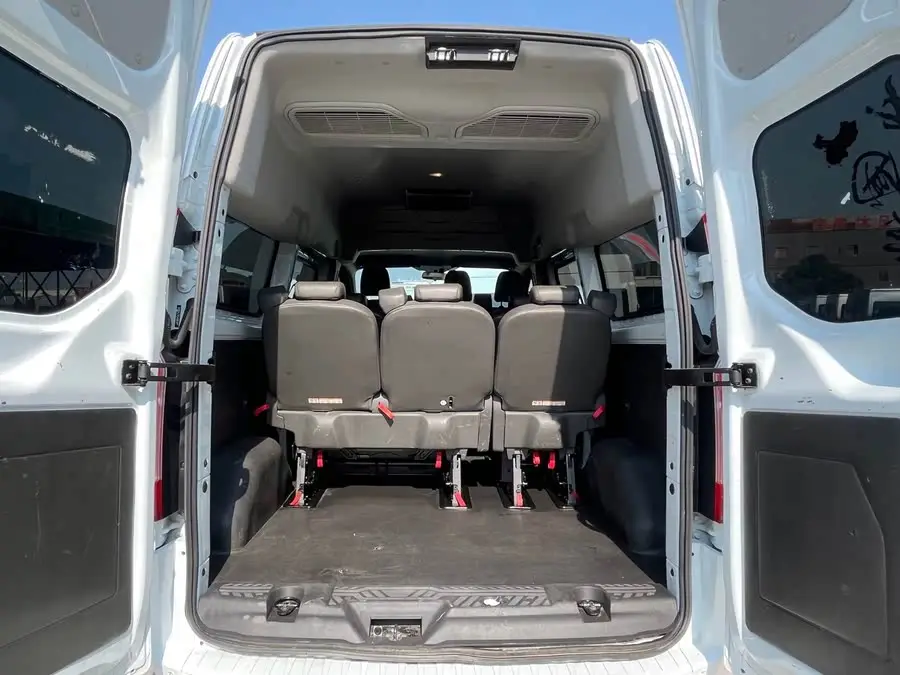 Ford Transit 2019 2.0T Diesel Commercial Travel Model Mid-wheelbase Medium-roof 9-seater National VI