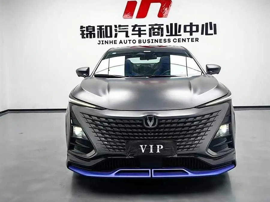 شانجان UNI-T 2023 الجيل الثاني 1.5T نسخة رياضية فاخرة