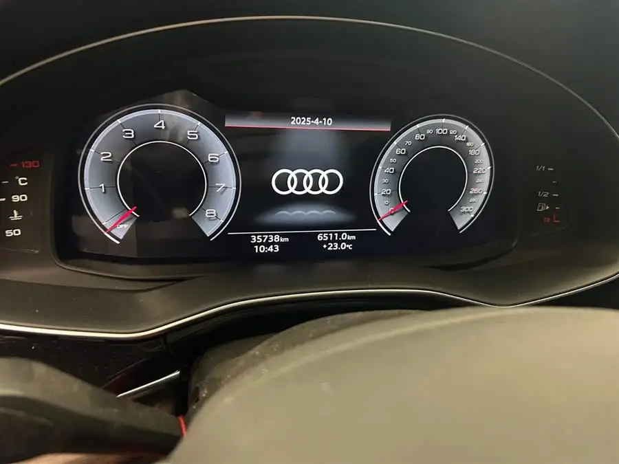 Audi Q7 2023 55 TFSI quattro S line Sport