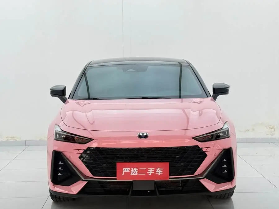 Changan UNI-V 2023 1.5T Premium