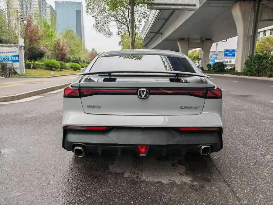 Changan UNI-V 2022 1.5T Premium