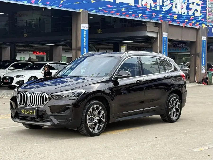 بي إم دبليو X1 2022 sDrive25Li الإصدار الرائد