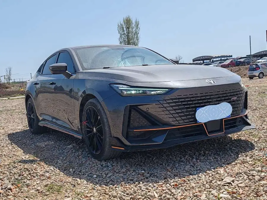 Changan UNI-V 2023 1.5T Sport Version