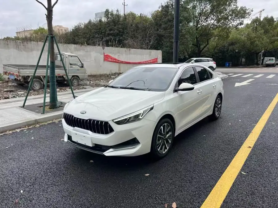 كيا K3 طراز 2020 1.5L CVT النسخة العصرية