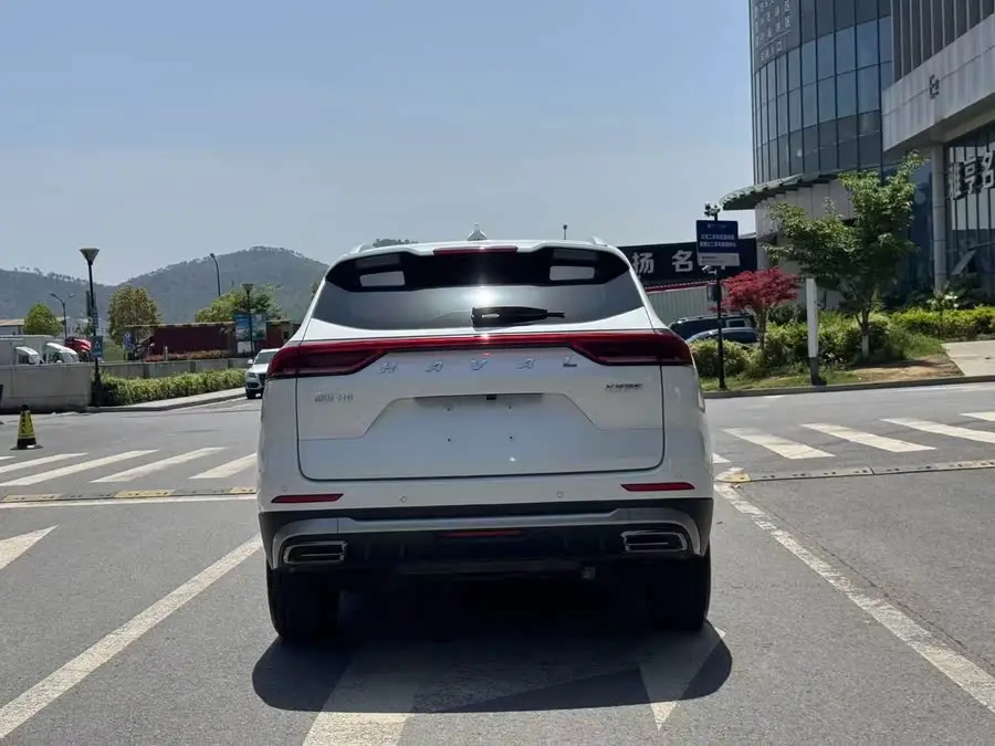 هافال H6 2021 إصدار الاتجاه الوطني 1.5T أوتوماتيكي بطل النسخة