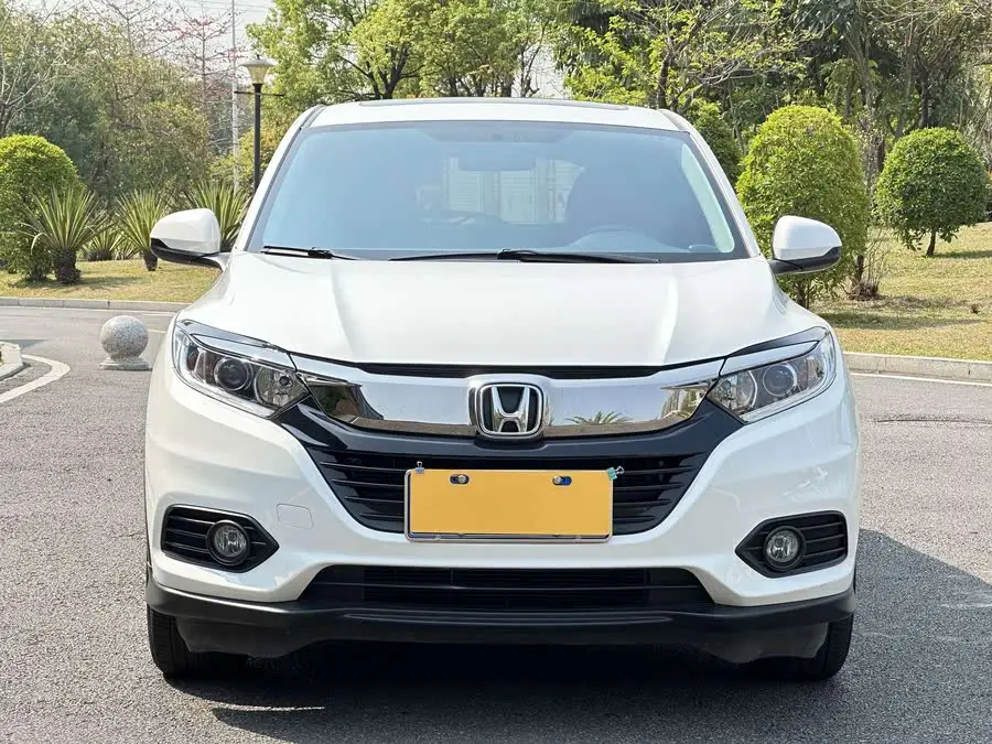 هوندا HR-V 2020 1.5 لتر CVT النسخة الرائدة