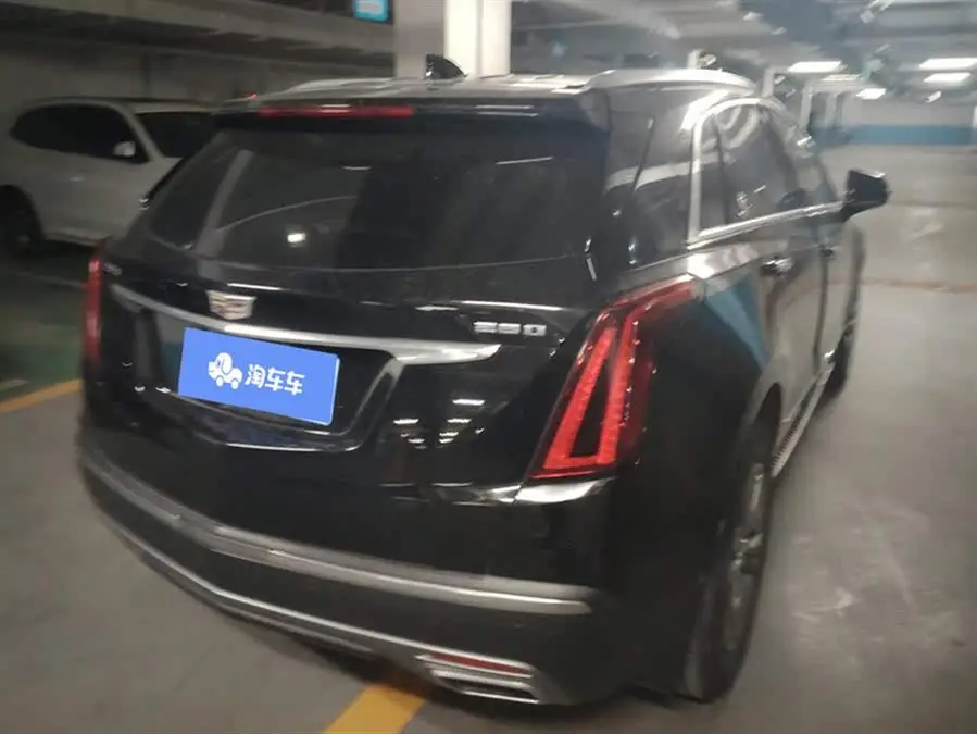 كاديلاك XT5 2020 طراز مجدد 28T فاخرة