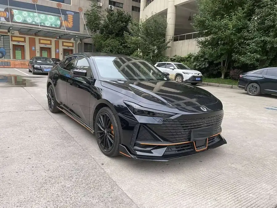 Changan UNI-V 2022 1.5T Sport Edition