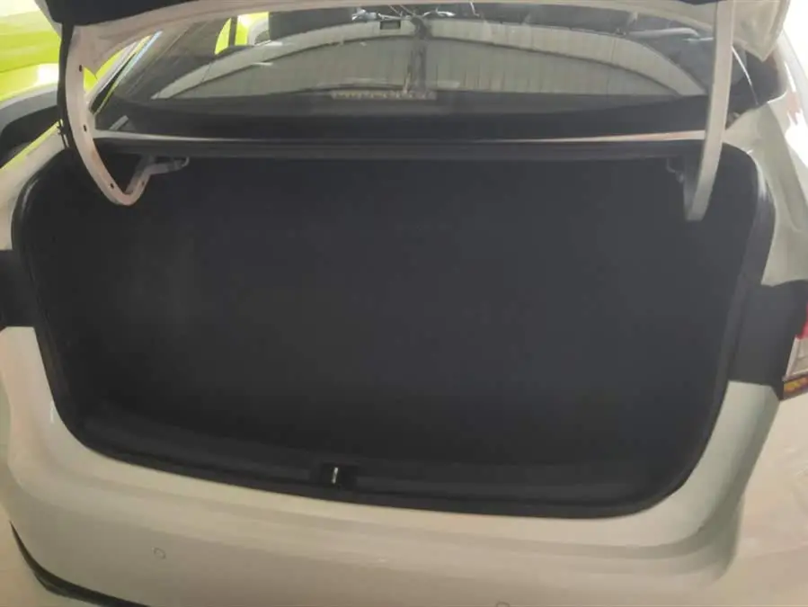 أسد آسيا 2021 2.0 لتر إصدار بريميوم