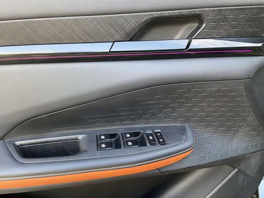 Changan UNI-V 2022 1.5T Deluxe