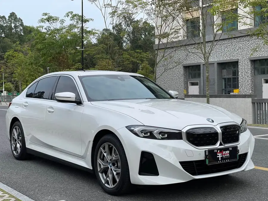 بي إم دبليو i3 2024 eDrive 35 L