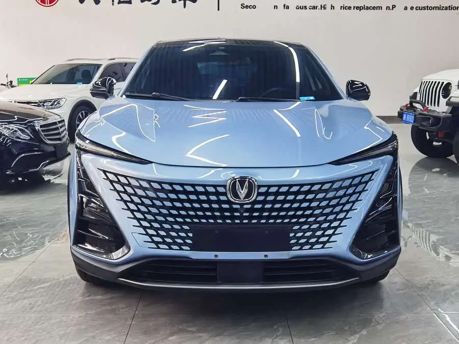 شانجان UNI-T 2022 1.5T الطراز الرائد