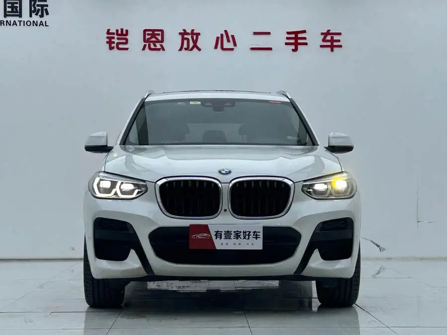 بي إم دبليو X3 2020 xDrive30i الطراز الرائد حزمة رياضية M