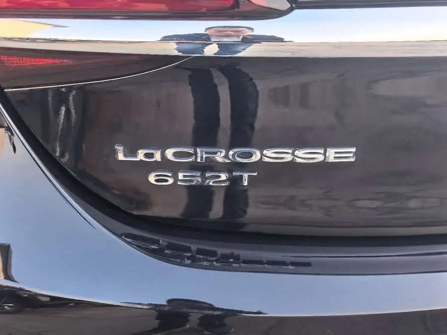 بيوك لاقروس 2020 652T الفاخرة