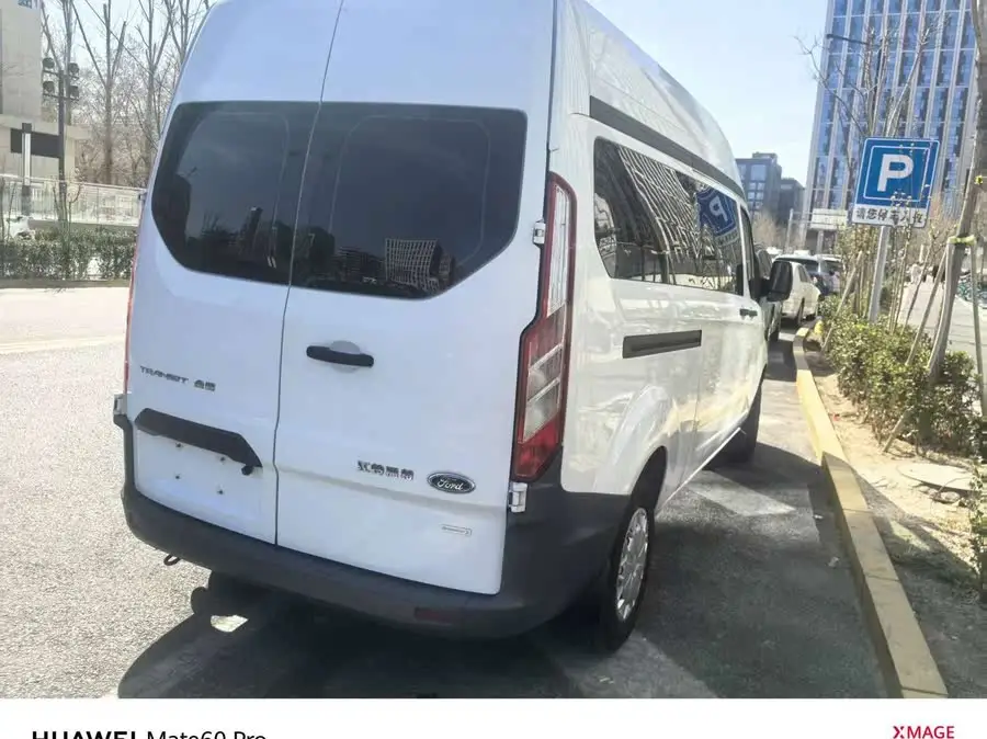 Ford Transit 2019 2.0T Gasoline Automatic Multi-Function Commercial Vehicle Medium Wheelbase Medium Roof 6-Seater National VI