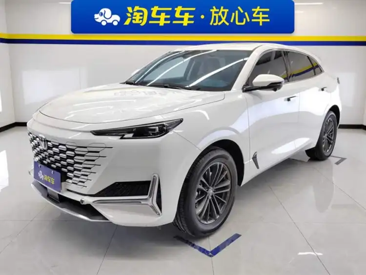 Changan UNI-K 2024 2.0T Two-Wheel Drive Elegant Version