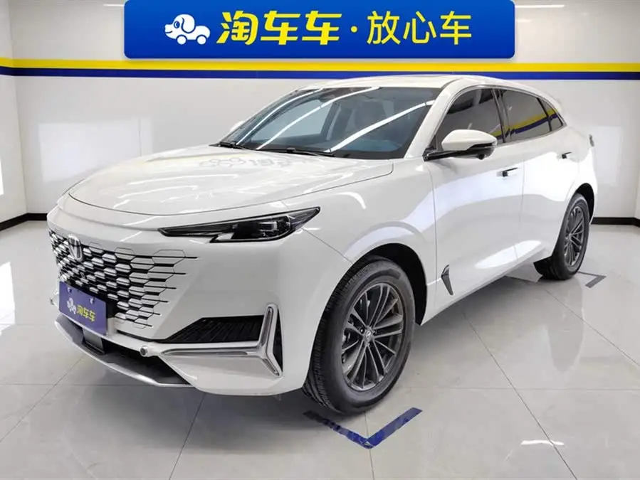 Changan UNI-K 2024 2.0T Two-Wheel Drive Elegant Version