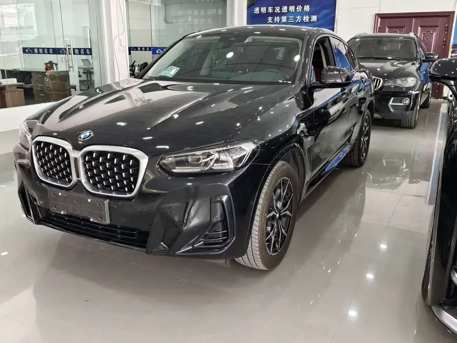 2022 BMW X4 xDrive 25i M Sport Package
