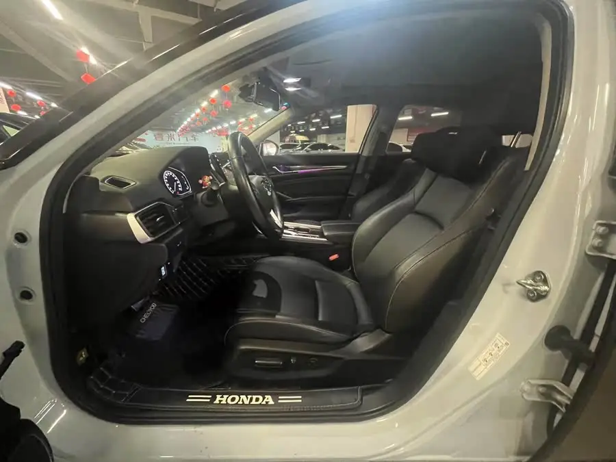 Accord 2022 260TURBO Phantom Night Premium Edition