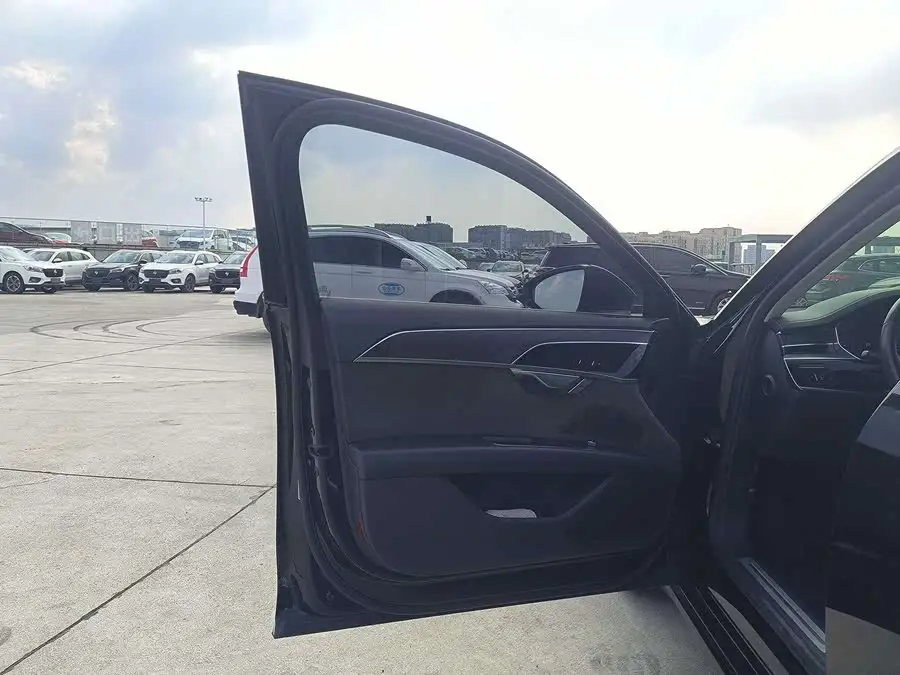 Audi A8 2019 Facelift Plus A8L 50 TFSI quattro Comfort