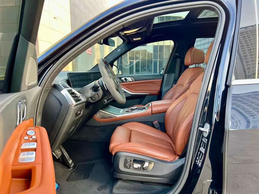 BMW X7 2023 xDrive40i Exclusive M Sport Package