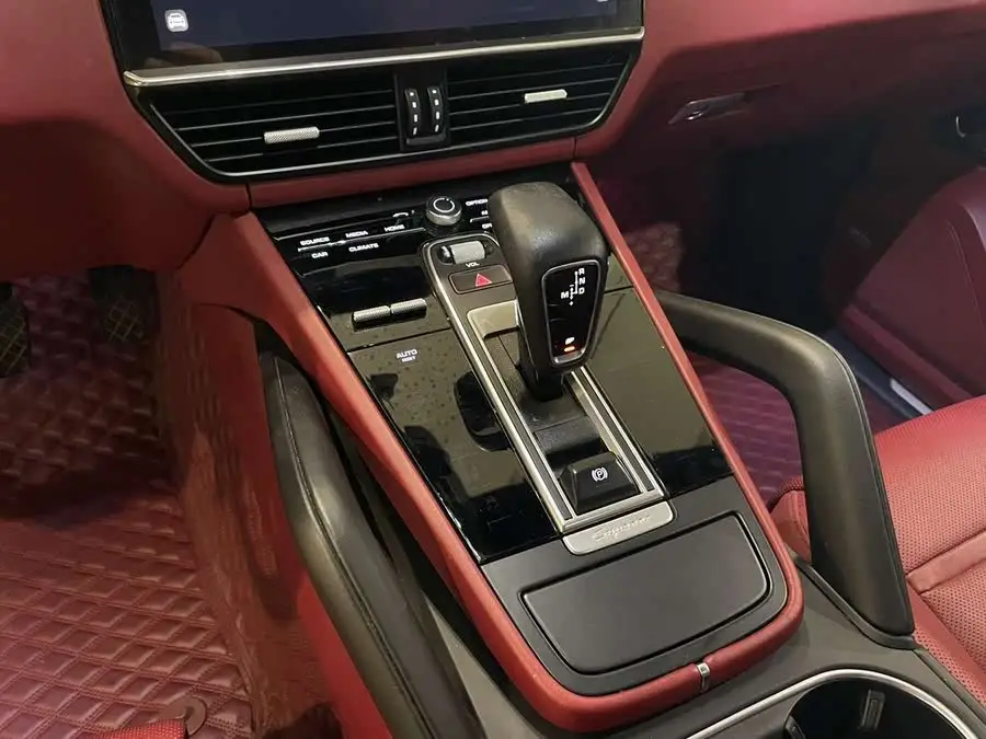 2022 بورشه كايين 3.0T بلاتينيوم إيديشن